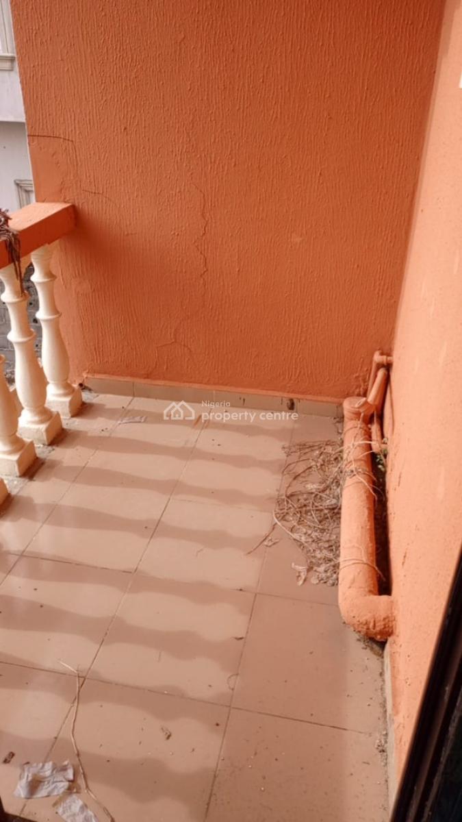 3 Bedroom Flat Upstairs, Atlantic View Estate Off Alpha Beach Road Chevron Axis, Lekki, Lagos, Flat / Apartment for Rent