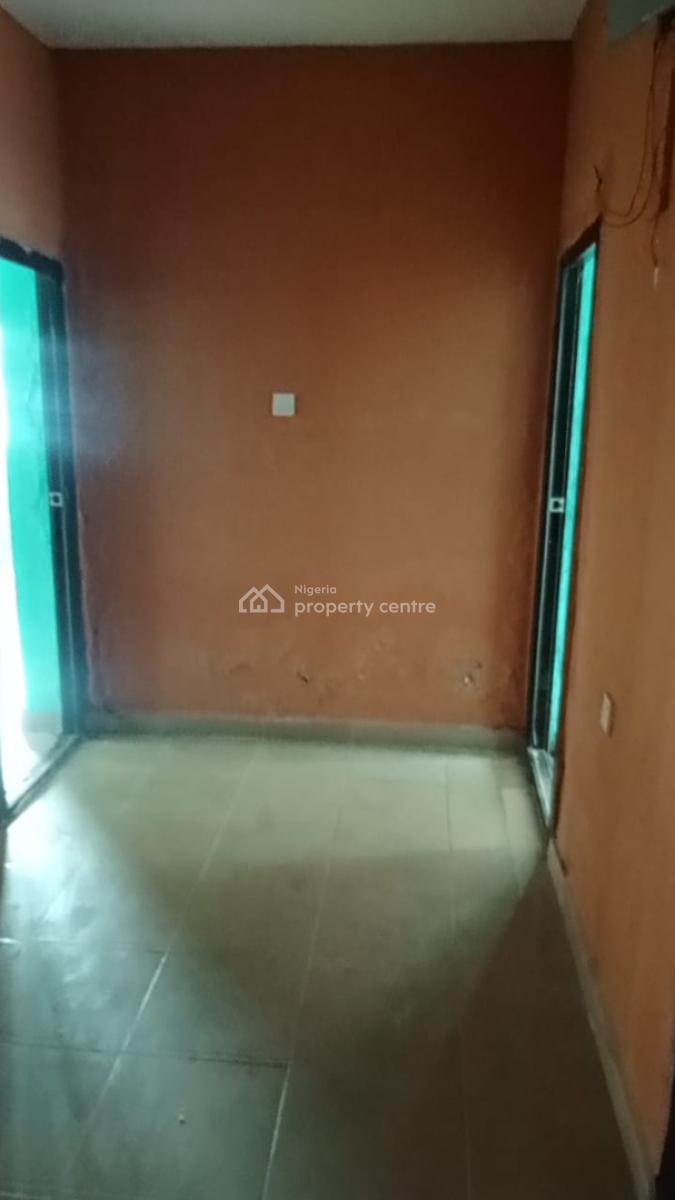 3 Bedroom Flat Upstairs, Atlantic View Estate Off Alpha Beach Road Chevron Axis, Lekki, Lagos, Flat / Apartment for Rent