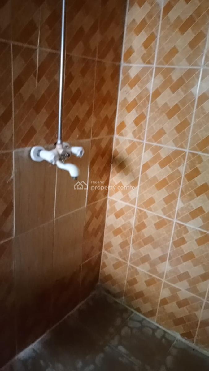 3 Bedroom Flat Upstairs, Atlantic View Estate Off Alpha Beach Road Chevron Axis, Lekki, Lagos, Flat / Apartment for Rent