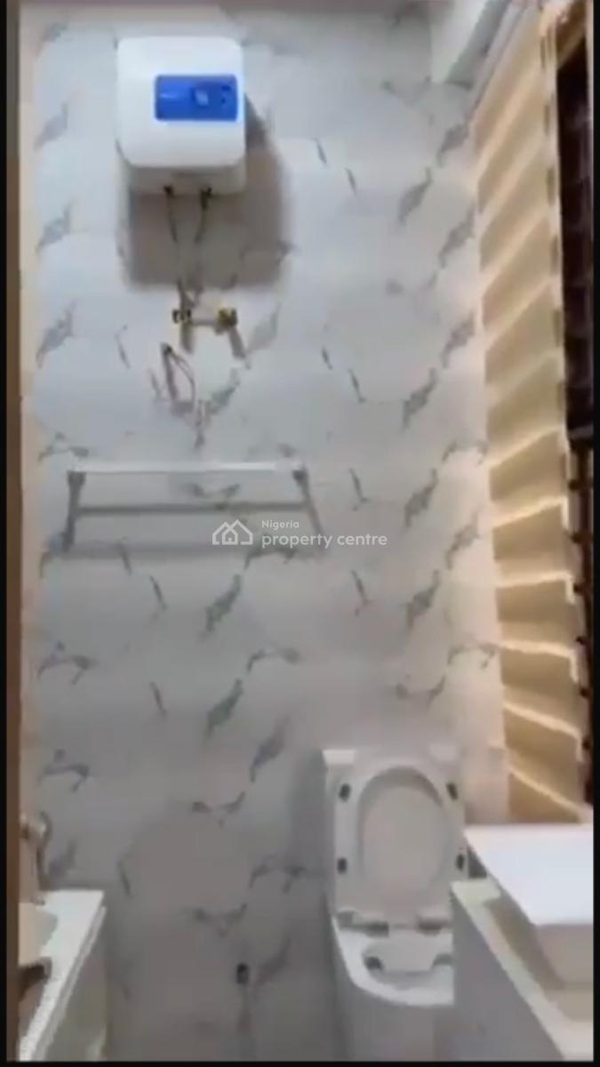 Fully Furnished Standard 2bedroom, Yabatech Gra, Yaba, Lagos, Flat / Apartment for Sale