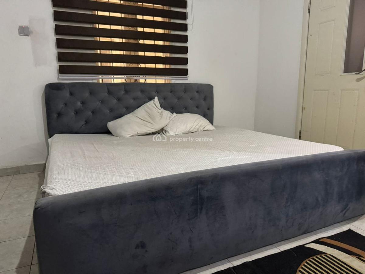 Spacious Shared Apartment in a (3-bedroom Apartment), Lekki Conservation Road, Chevron, Lagos Nigeria, Lekki, Lagos, Flat / Apartment for Rent