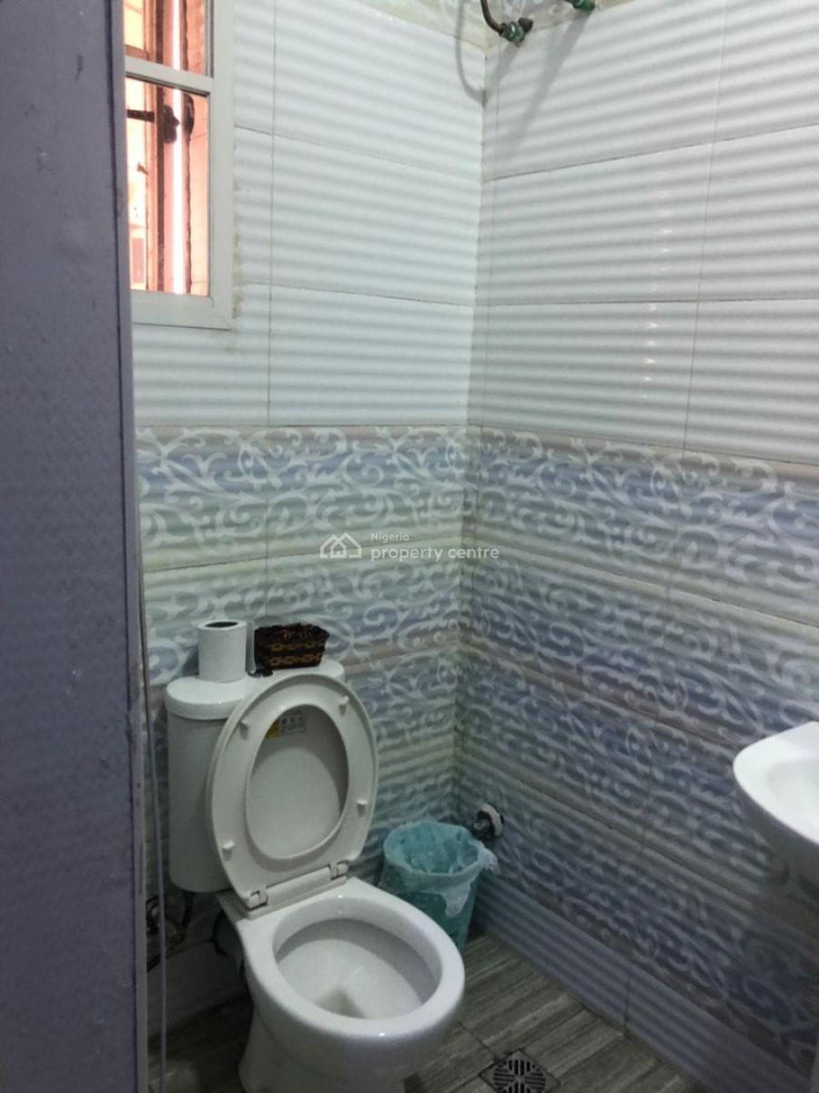 Spacious Shared Apartment in a (3-bedroom Apartment), Lekki Conservation Road, Chevron, Lagos Nigeria, Lekki, Lagos, Flat / Apartment for Rent