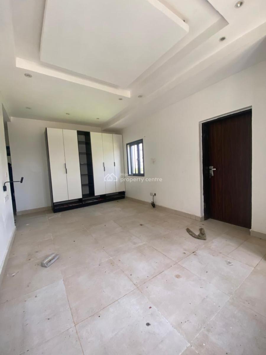 Spacious Two Bedroom Masionette, Off Freedom Way, Lekki Phase 1, Lekki Phase 1, Lekki, Lagos, Terraced Duplex for Rent