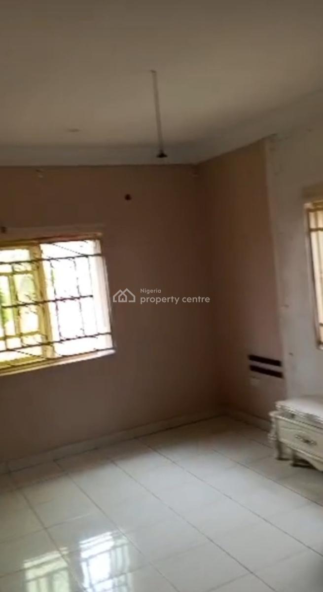 Very Spacious Good 1 Bedroom Flat Upstairs Phase 4 in an Estate, Kubwa, Abuja, Flat / Apartment for Rent