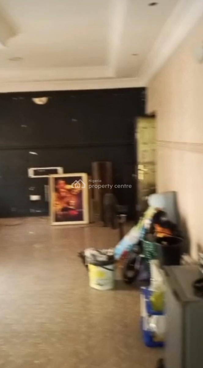 Very Spacious Good 1 Bedroom Flat Upstairs Phase 4 in an Estate, Kubwa, Abuja, Flat / Apartment for Rent