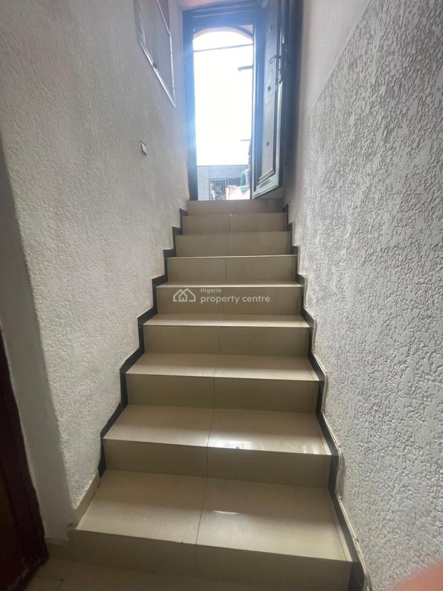 Beautiful Room Self Contain, Waterfront Estate, Gra Phase 1, Magodo, Lagos, Self Contain (single Rooms) for Rent