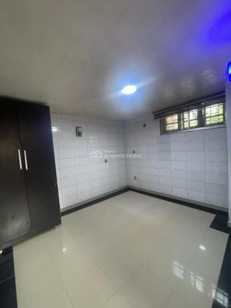 Beautiful Room Self Contain, Waterfront Estate, Gra Phase 1, Magodo, Lagos, Self Contain (single Rooms) for Rent