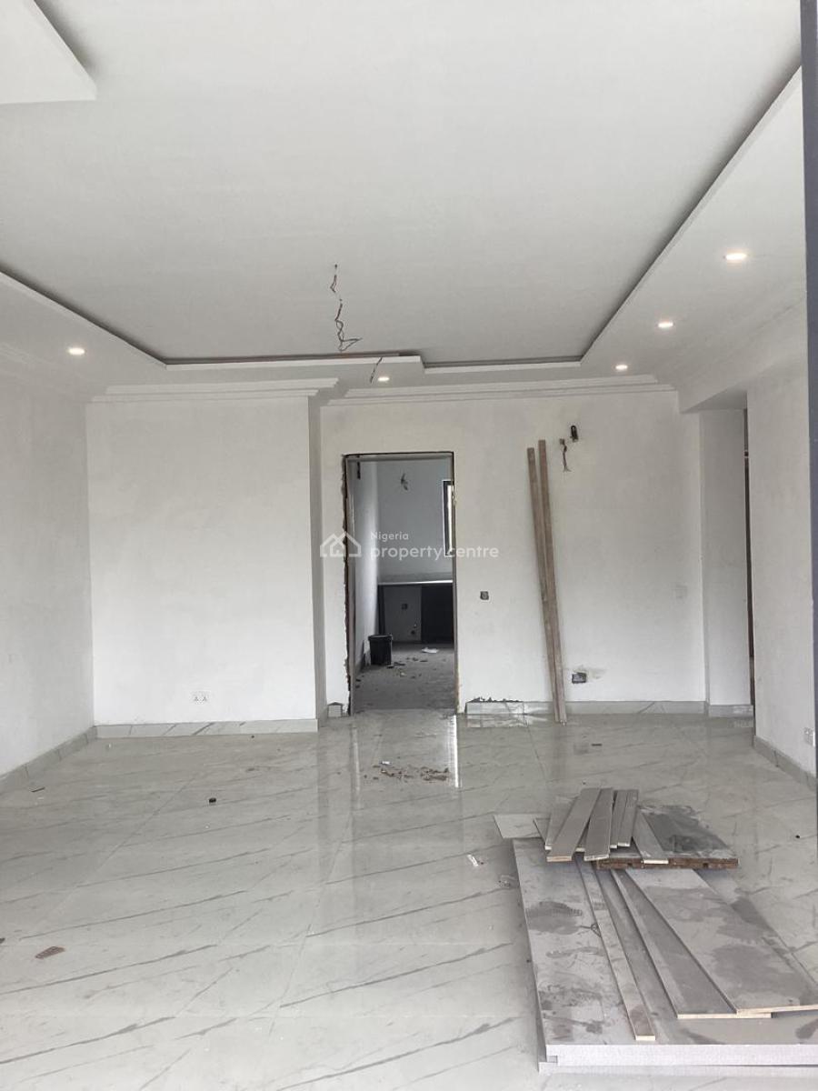 Newly Out  Brand New Luxurious 2/3 Bedroom Flat in Phase One with a Bq, Off Admiralty, Lekki Phase 1, Lekki, Lagos, Flat / Apartment for Rent