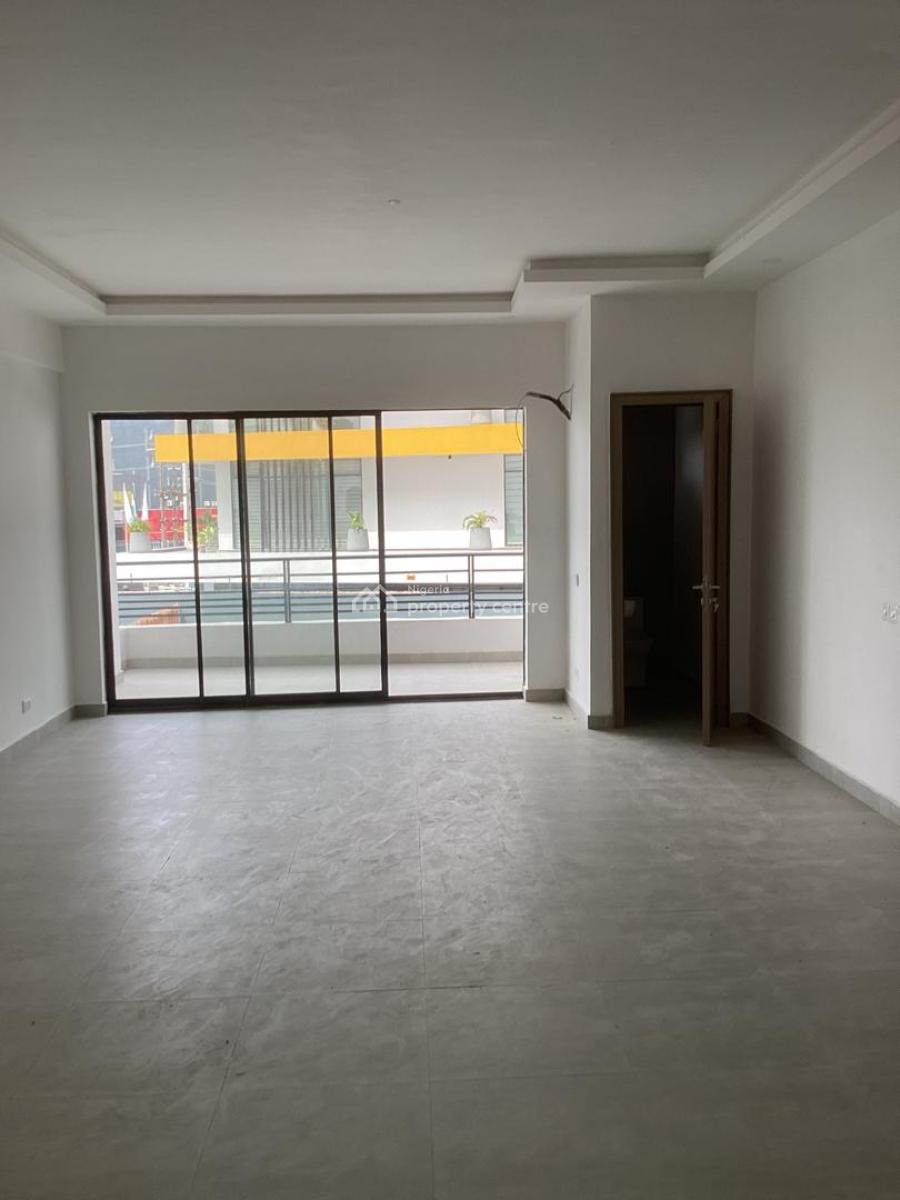 Newly Out  Brand New Luxurious 2/3 Bedroom Flat in Phase One with a Bq, Off Admiralty, Lekki Phase 1, Lekki, Lagos, Flat / Apartment for Rent