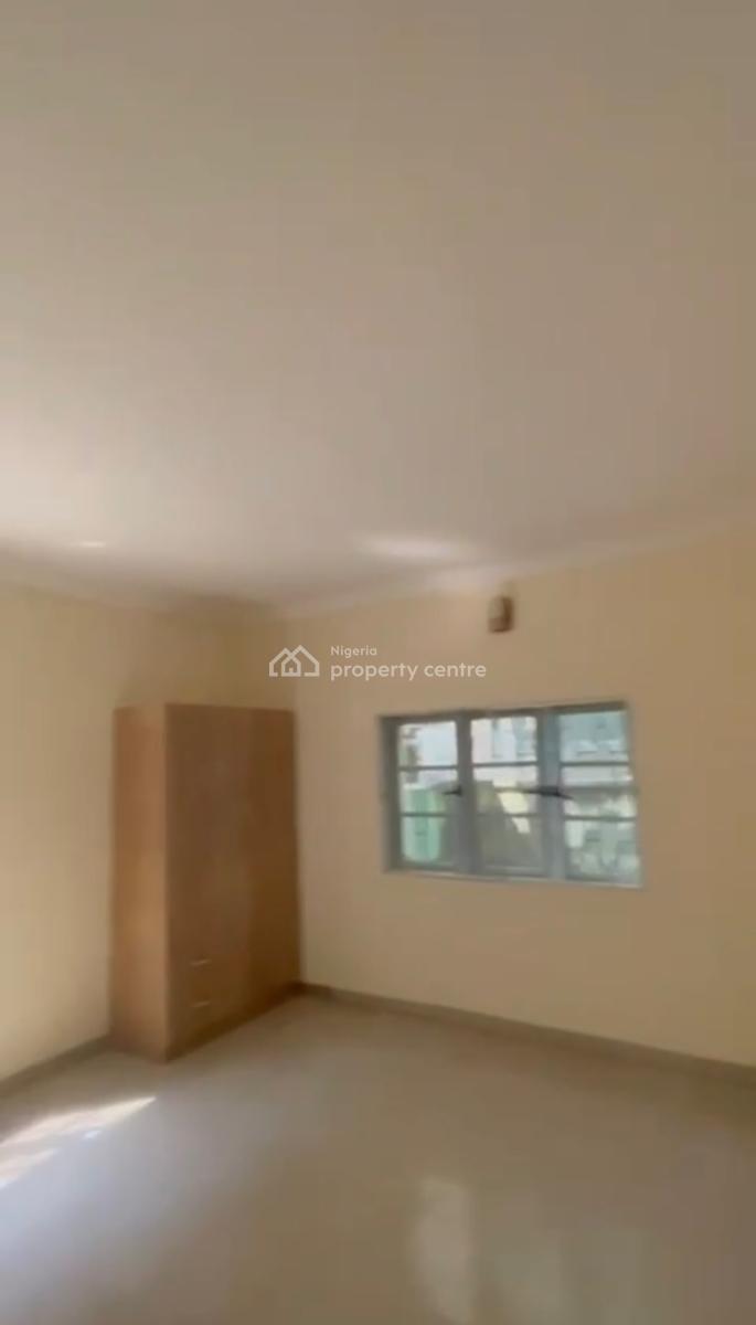 Standard 2bedroom Flat, Ajao Estate Anthony, Anthony, Maryland, Lagos, Flat / Apartment for Rent