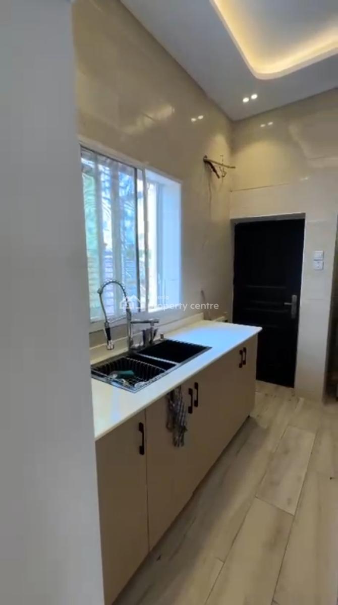 Fully Fitted 3 Bedroom Penthouse with Bq Within a Serene Premises, Old Ikoyi, Ikoyi, Lagos, House for Sale