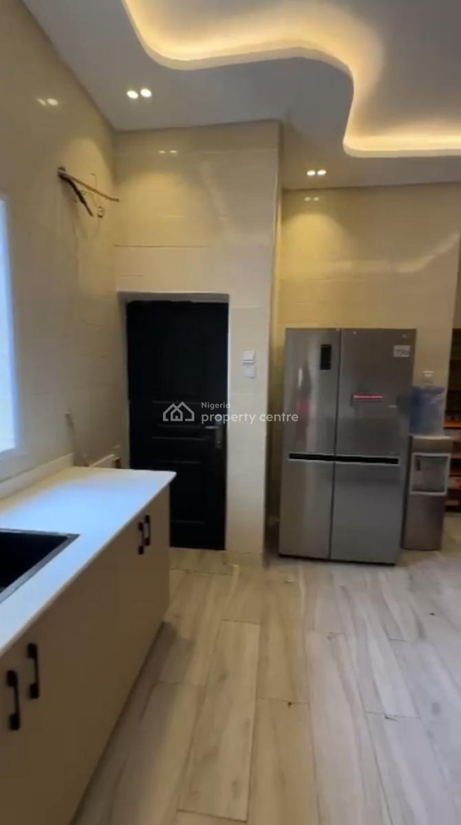 Fully Fitted 3 Bedroom Penthouse with Bq Within a Serene Premises, Old Ikoyi, Ikoyi, Lagos, House for Sale