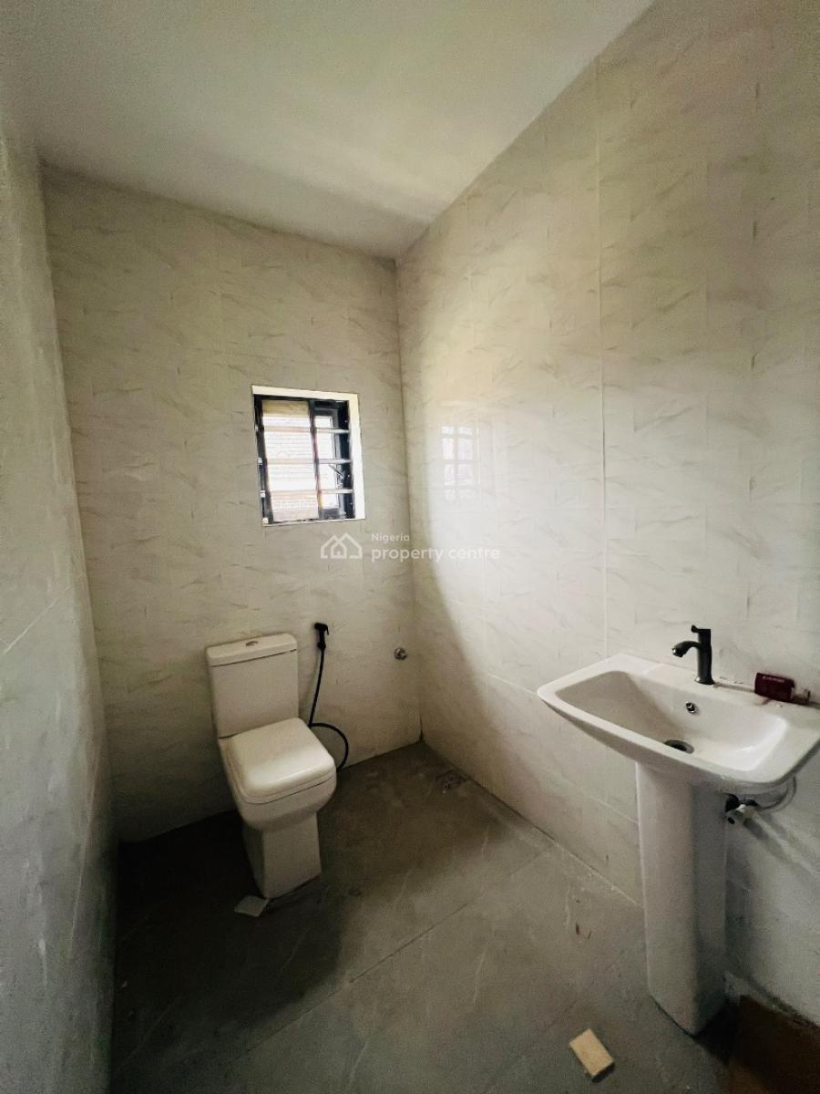 Well Finished 2 Bedroom Apartment in a Secured Neighborhood, Lakowe Gulf, Lakowe, Ibeju Lekki, Lagos, Flat / Apartment for Rent