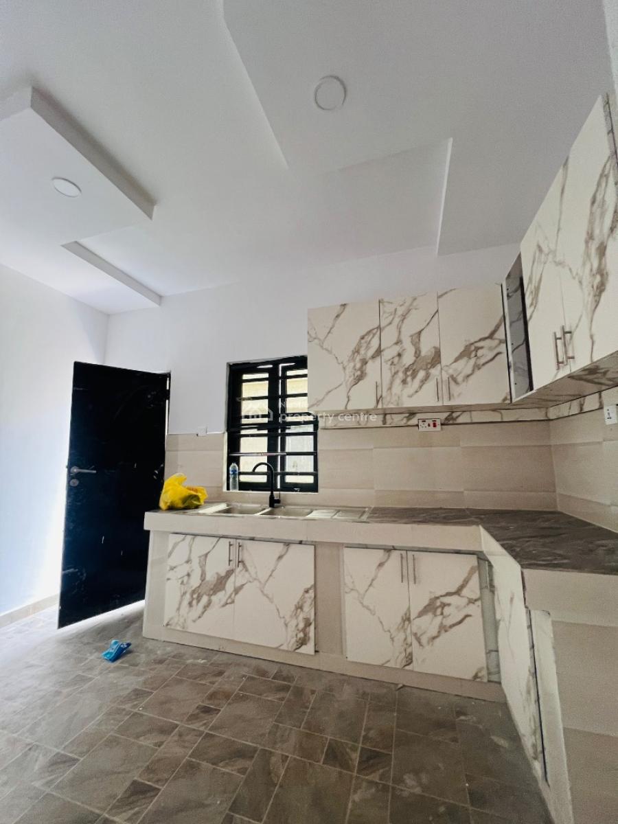 Well Finished 2 Bedroom Apartment in a Secured Neighborhood, Lakowe Gulf, Lakowe, Ibeju Lekki, Lagos, Flat / Apartment for Rent