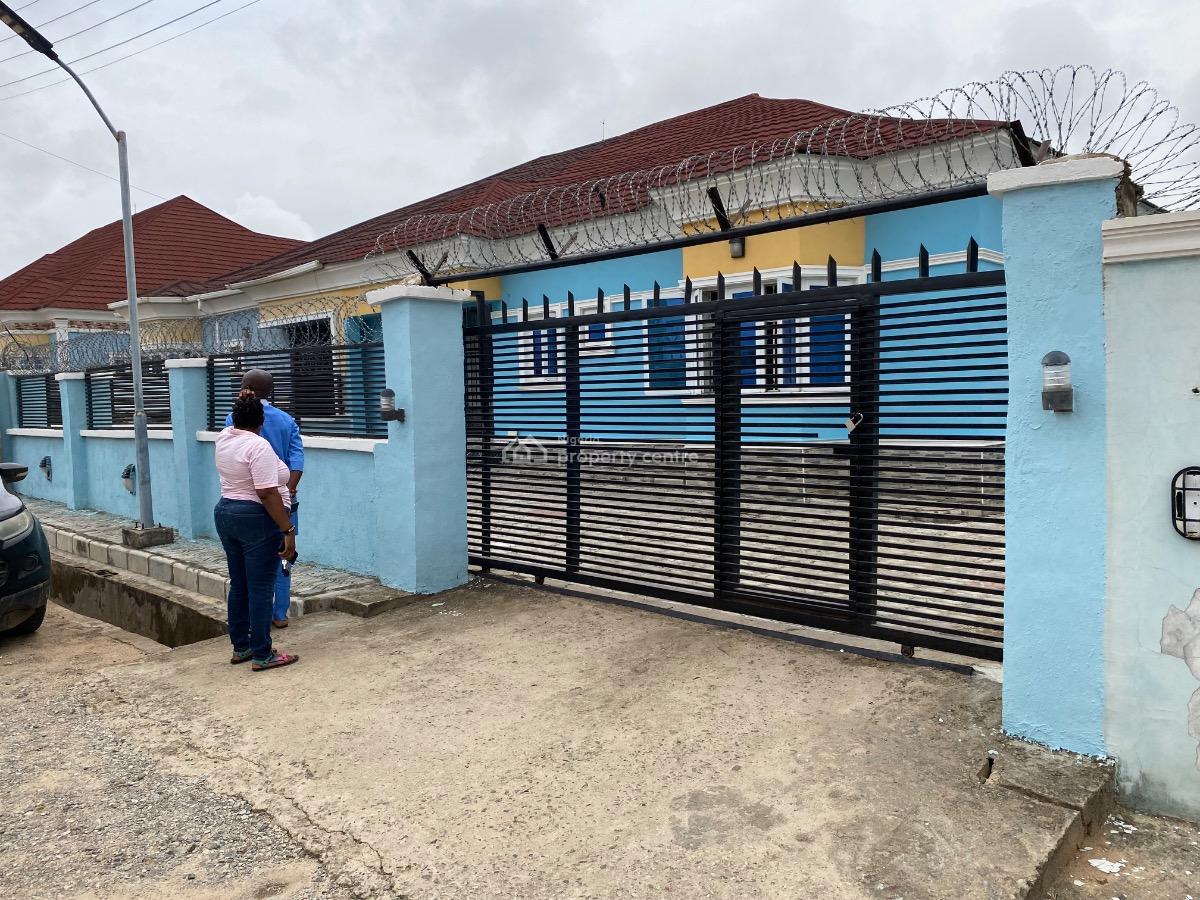 Luxury 3 Bedroom Bungalow with a Bq, Royal Garden Estate, Lugbe District, Abuja, Semi-detached Bungalow for Sale