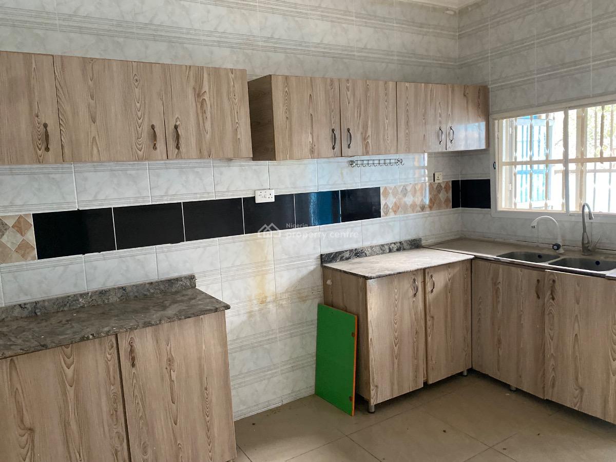 Luxury 3 Bedroom Bungalow with a Bq, Royal Garden Estate, Lugbe District, Abuja, Semi-detached Bungalow for Sale