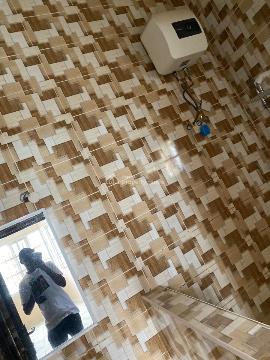 Luxury 3 Bedroom Bungalow with a Bq, Royal Garden Estate, Lugbe District, Abuja, Semi-detached Bungalow for Sale