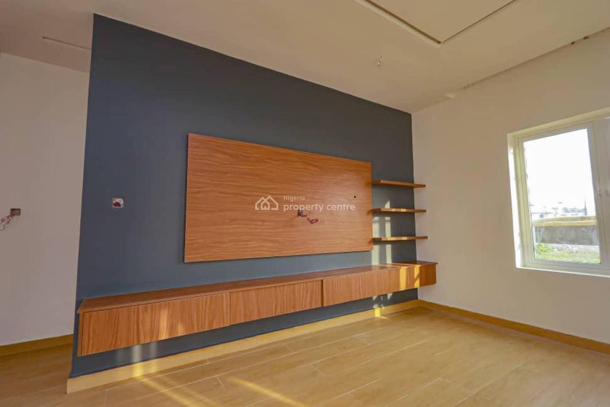 a 2 Bedroom Flat, By Igbeofon, Ologolo, Lekki, Lagos, Block of Flats for Sale