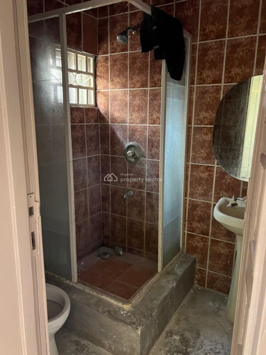 Newly Renovated Mini Flat with a Standard Kitchen, Off Admiralty Road, Lekki Phase 1, Lekki, Lagos, Flat / Apartment for Rent