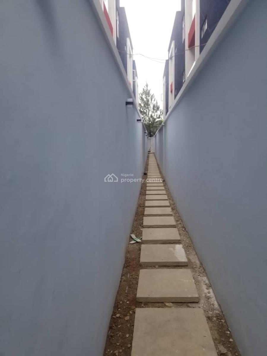 4bedroom Detached House with Bq, Ikeja Gra, Ikeja, Lagos, Detached Duplex for Rent