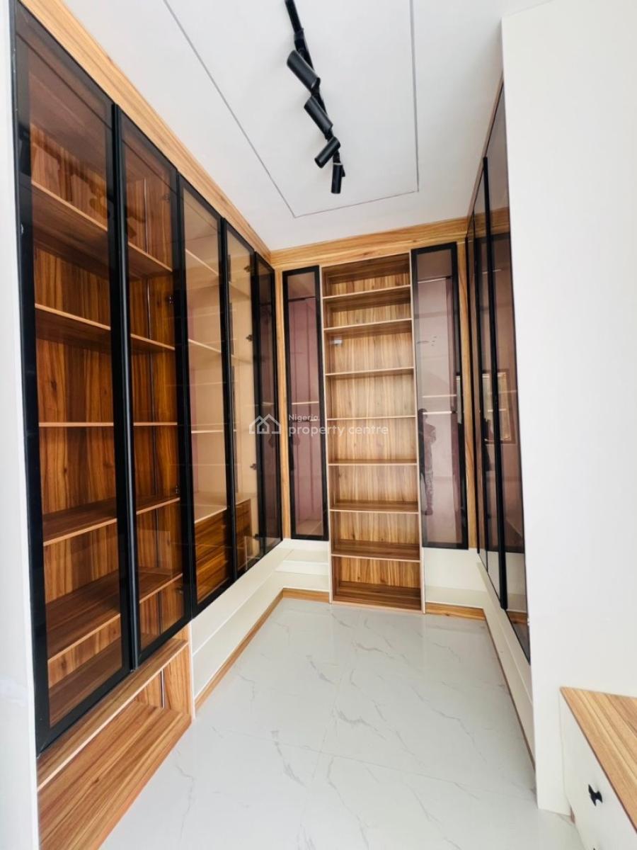 5 Bedroom Fully Detached Duplex with Bq & Swimming Pool, 5 Bedroom Fully Detached Duplex with Bq & Swimming Pool, Ajah, Lagos, Detached Duplex for Sale