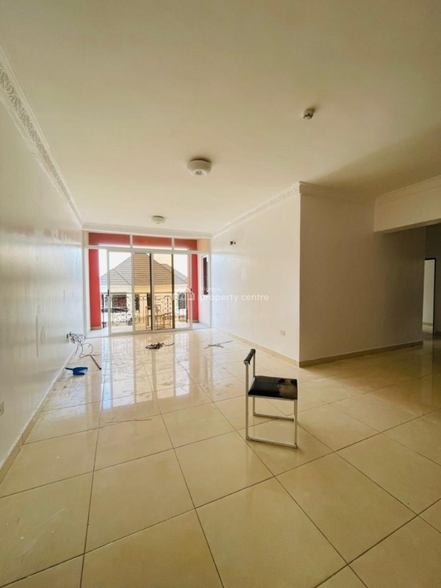 Well Built 3 Bedroom Apartment in a Secured Estate, Chevron Drive, Lekki, Lagos, House for Rent