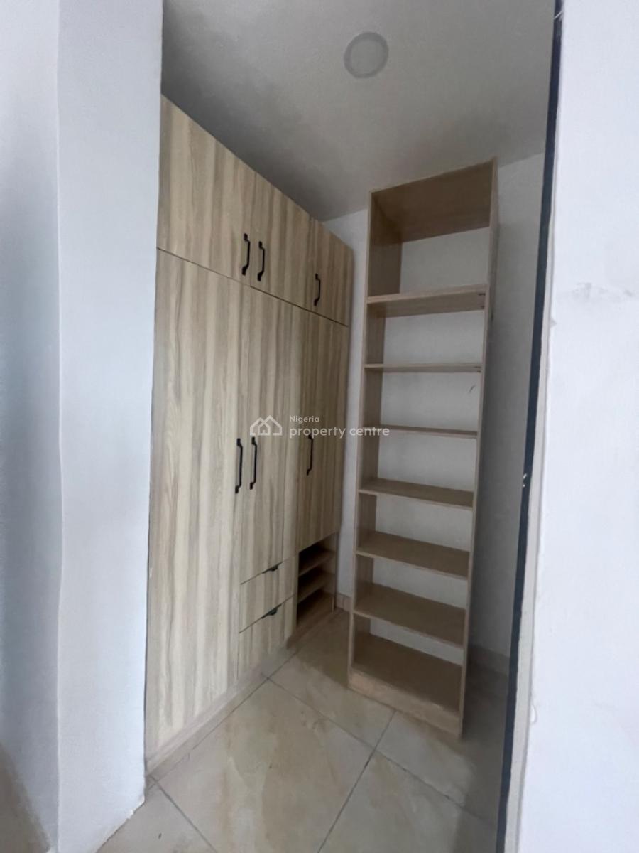 4 Bedroom Spacious House with a Bq, Anthony Maryland, Maryland, Lagos, Semi-detached Duplex for Sale