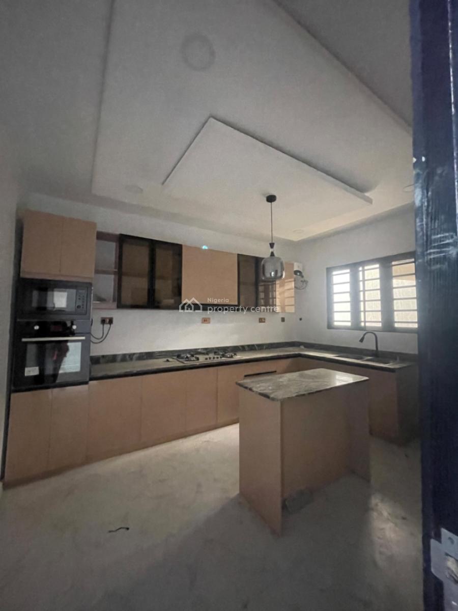 4 Bedroom House with a Bq, Anthony, Maryland, Lagos, Semi-detached Duplex for Sale