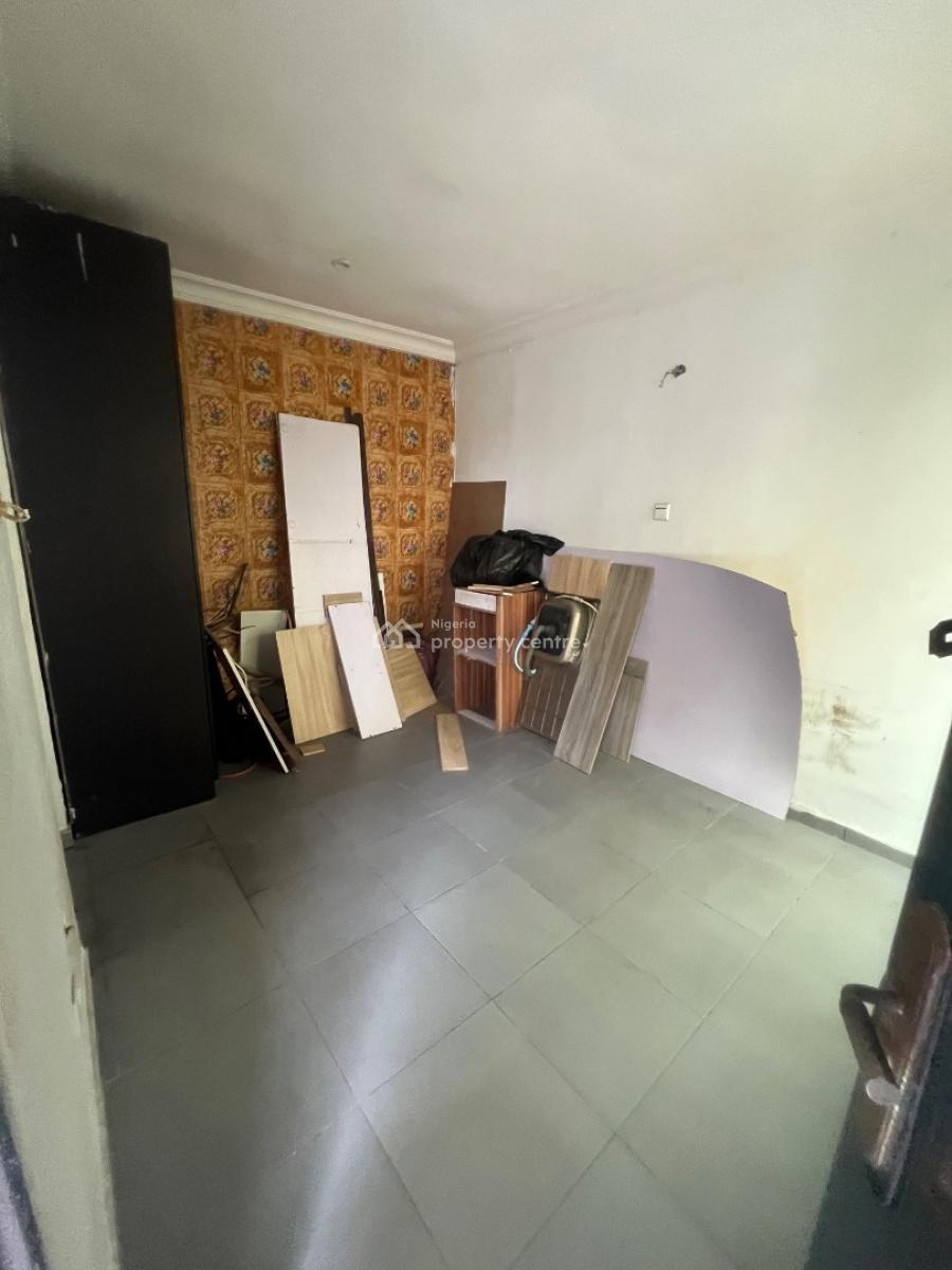 Luxury Self Contain in a Service Compound, Lekki Scheme 2 Abraham Adesanya, Ajah, Lagos, Self Contain (single Rooms) for Rent