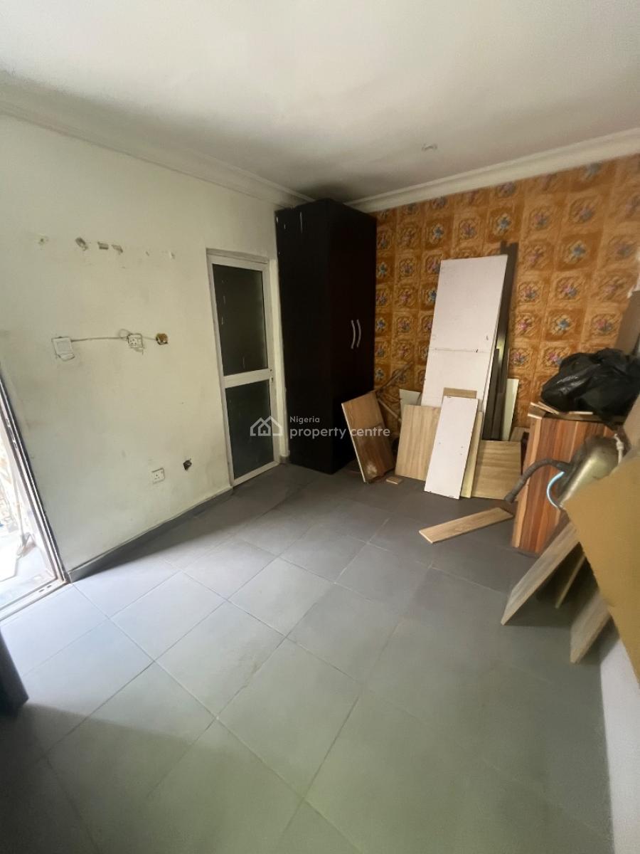 Luxury Self Contain in a Service Compound, Lekki Scheme 2 Abraham Adesanya, Ajah, Lagos, Self Contain (single Rooms) for Rent