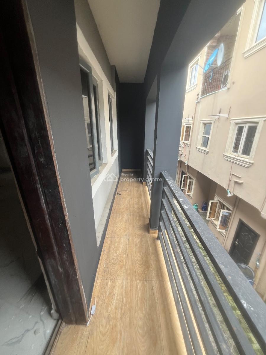 Beautiful Clean and Modern 2bedroom Flats Apartment, Mobil Road Ilaje, Ajah, Lagos, Flat / Apartment for Rent