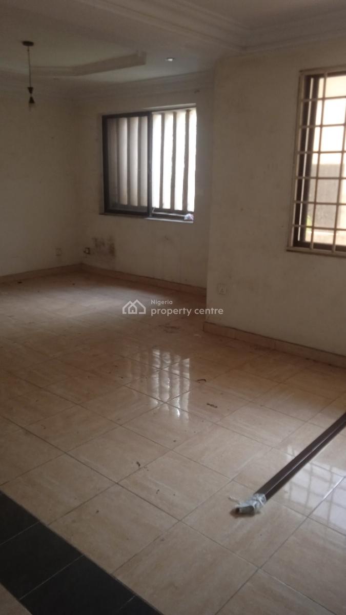 Twin Duplex of 5bedroom Detached Duplex in Need of Renovations, Off Admiralty Way, Lekki Phase 1, Lekki, Lagos, Semi-detached Duplex for Rent