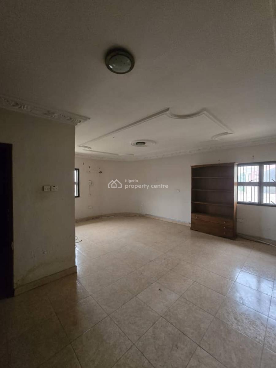 5bedroom Semi Detached Duplex  at Omole Phase 2 with a Room Bq V, Omole Phase 2, Ikeja, Lagos, Semi-detached Duplex for Rent