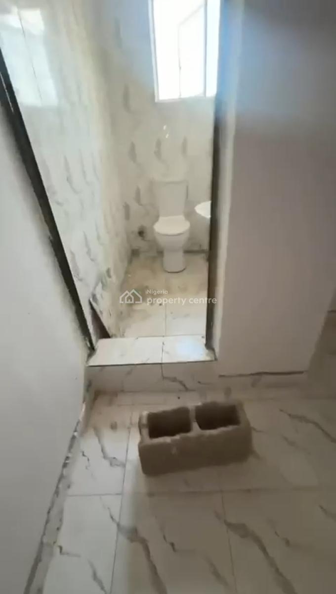 Standard Mini Flat, Akoka, Yaba, Lagos, Mini Flat (room and Parlour) for Rent