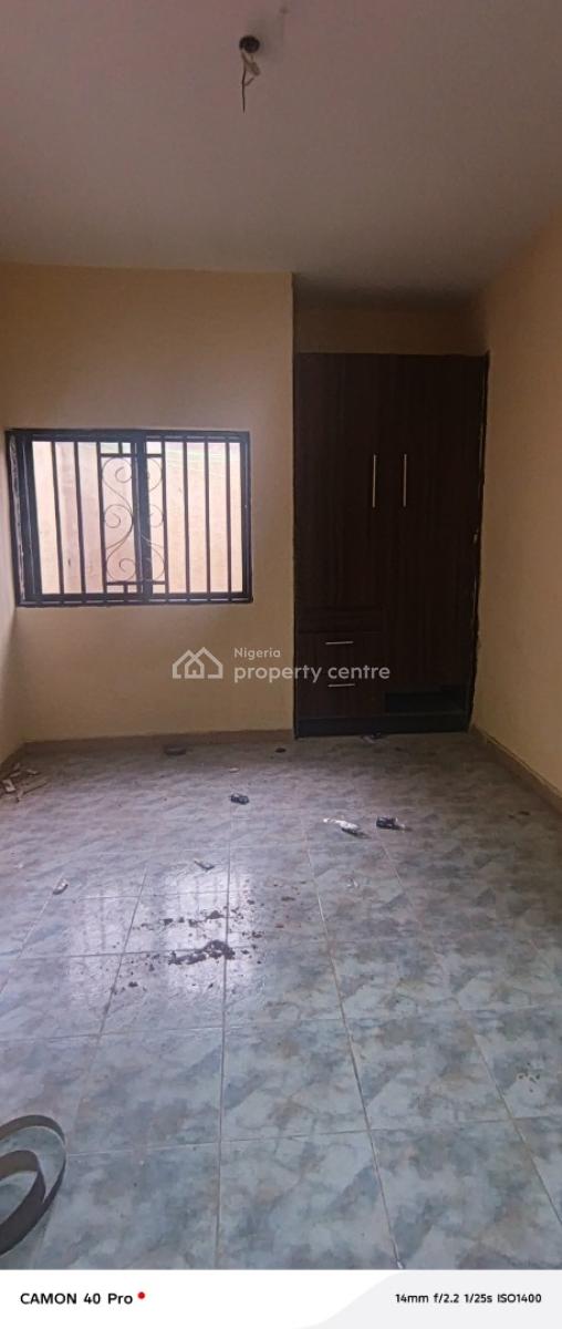 3 Bedroom Flat Ground Floor in New Road Area, Off Alpha Beach Road, New Road Bus Stop, Lekki, Lagos, Flat / Apartment for Rent