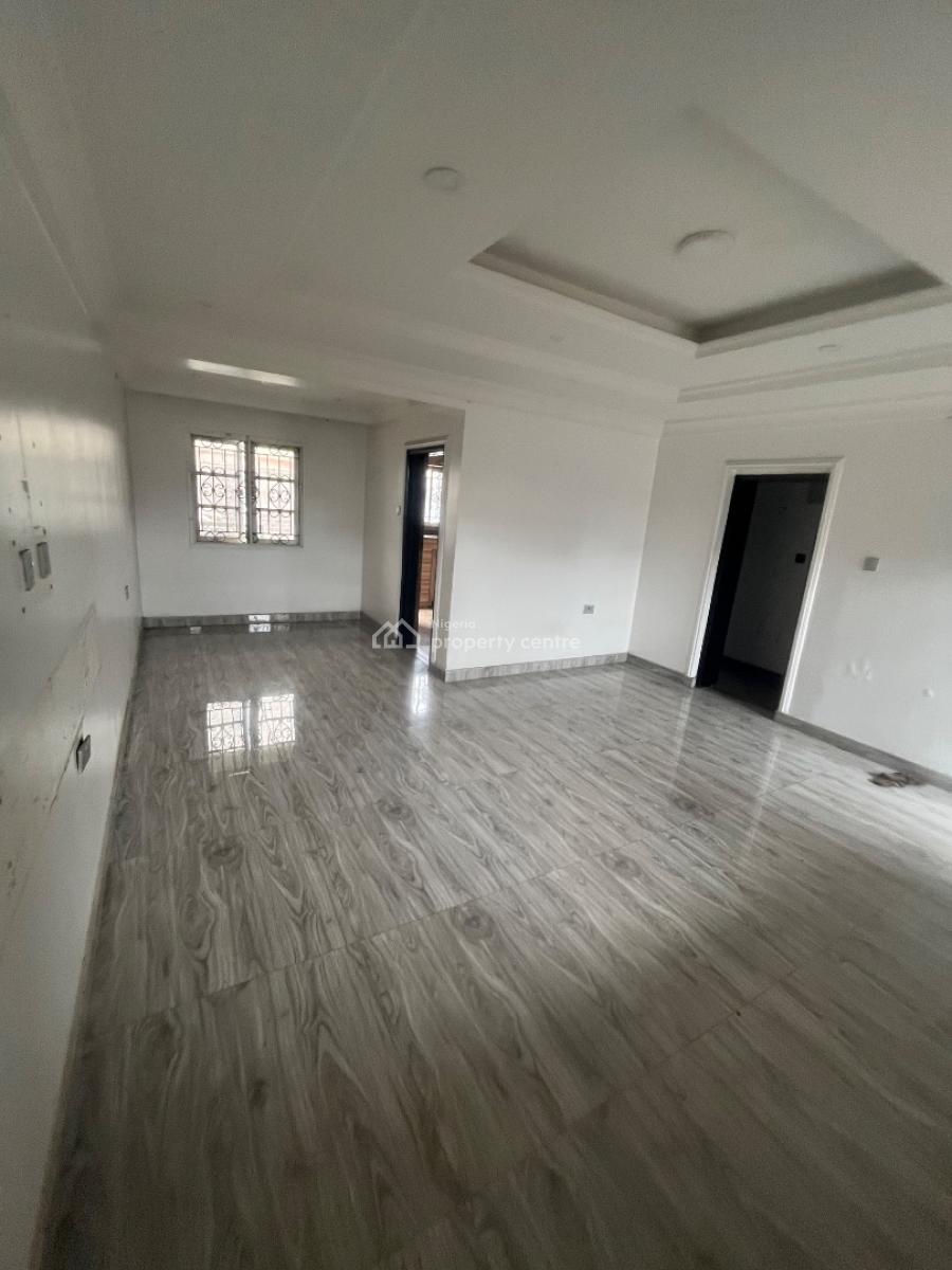 Luxury 2 Bedroom Flat Downstairs, Mobil Road Ilaje, Ajah, Lagos, Flat / Apartment for Rent