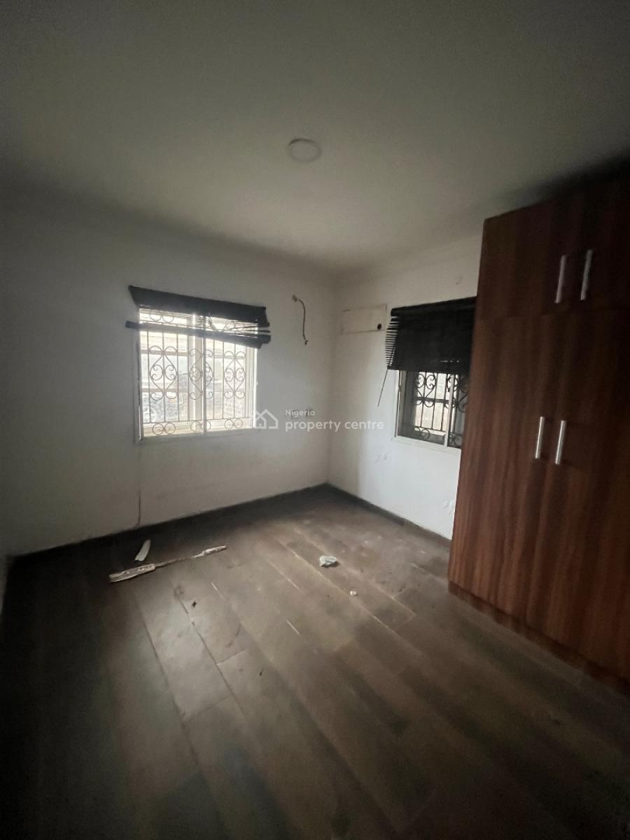 Luxury 2 Bedroom Flat Downstairs, Mobil Road Ilaje, Ajah, Lagos, Flat / Apartment for Rent