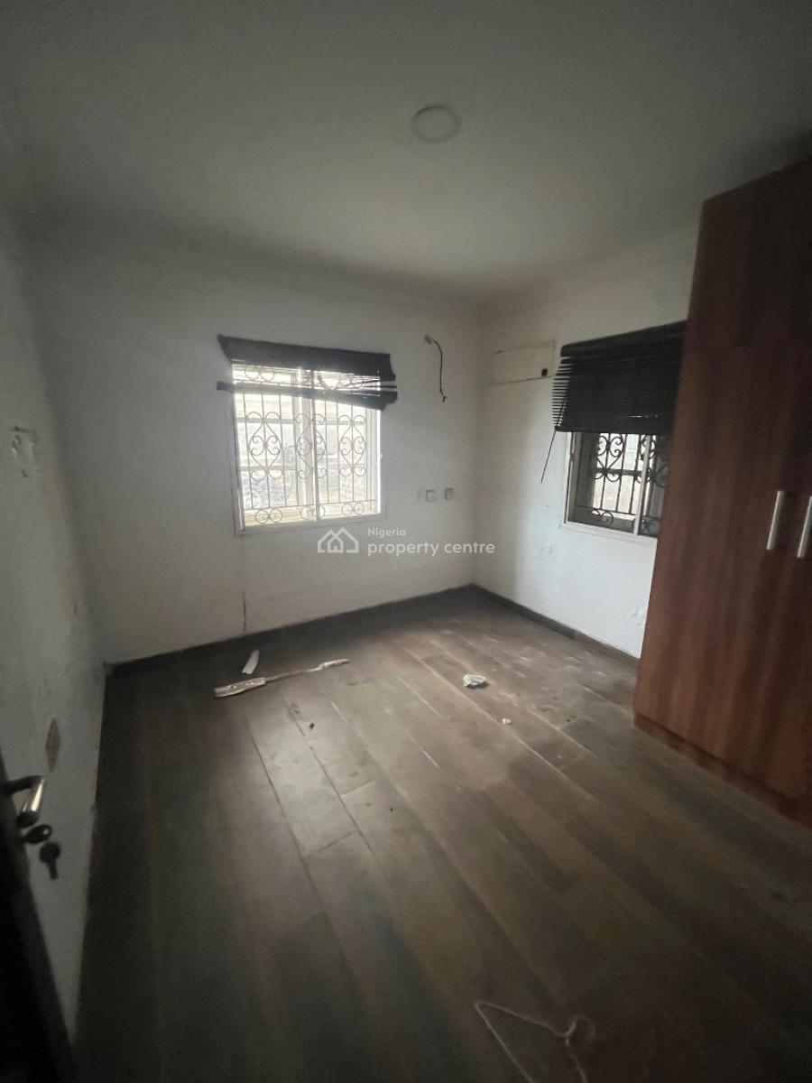 Luxury 2 Bedroom Flat Downstairs, Mobil Road Ilaje, Ajah, Lagos, Flat / Apartment for Rent