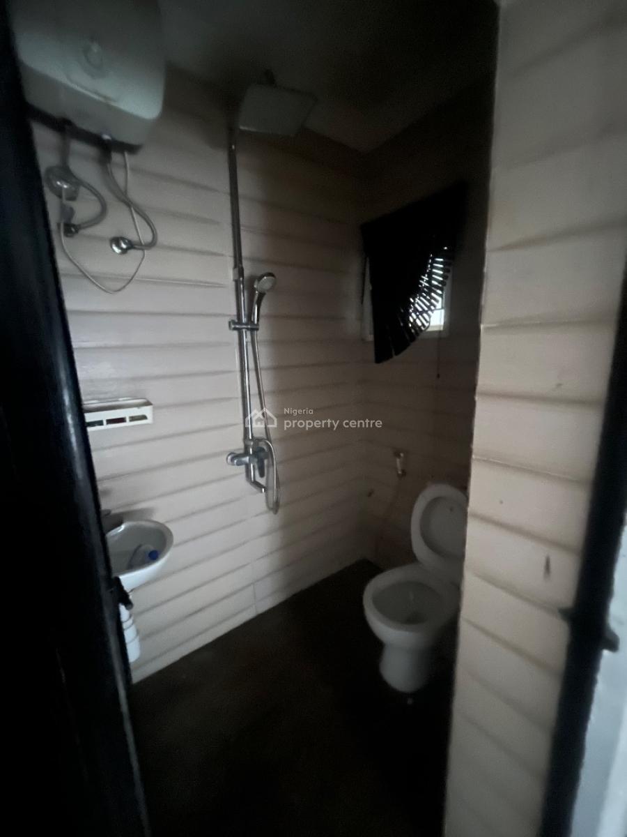 Luxury 2 Bedroom Flat Downstairs, Mobil Road Ilaje, Ajah, Lagos, Flat / Apartment for Rent