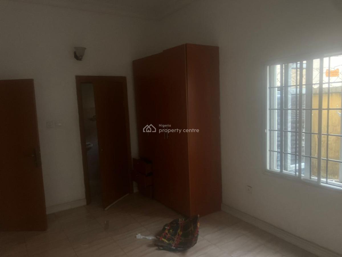 Spacious 2 Bedroom Apartment, Ikota, Lekki, Lagos, Flat / Apartment for Rent