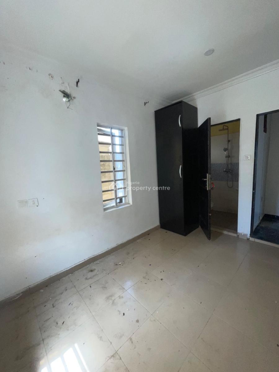 a Potable 2 Bedroom Apartment, Mobil Road Ilaje Ajah, Lekki, Lagos, Flat / Apartment for Rent