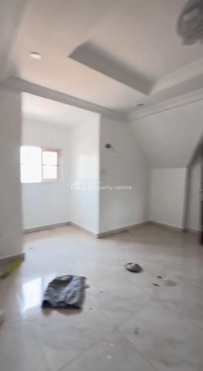 Lovely 1 Bedroom Flat Penthouse Tipper Garage, 3 Minutes Untarred Road, Jahi, Abuja, Flat / Apartment for Rent