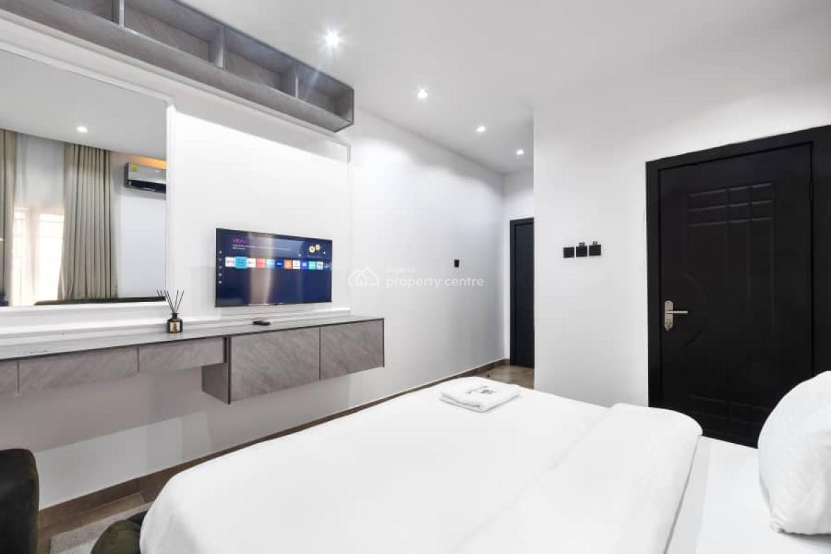 Luxury Three Bedroom with Swimming Pool, Oniru, Victoria Island (vi), Lagos, Flat / Apartment Short Let