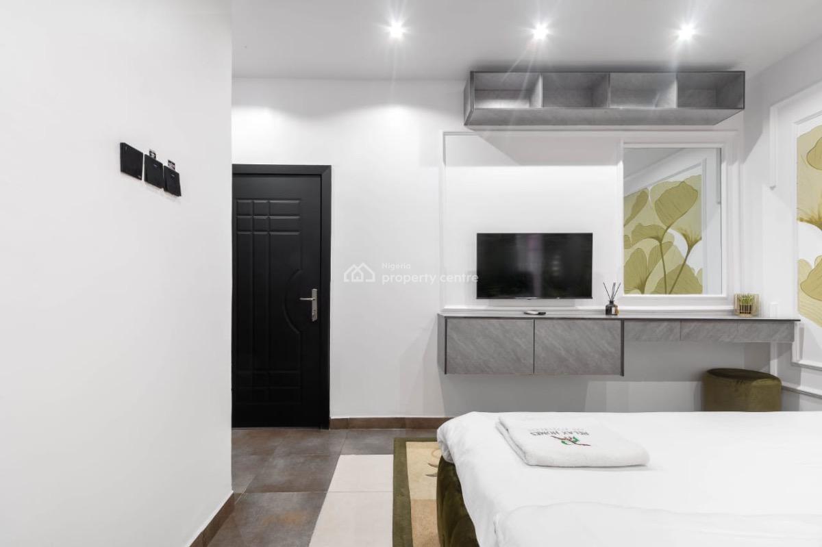 Luxury Three Bedroom with Swimming Pool, Oniru, Victoria Island (vi), Lagos, Flat / Apartment Short Let