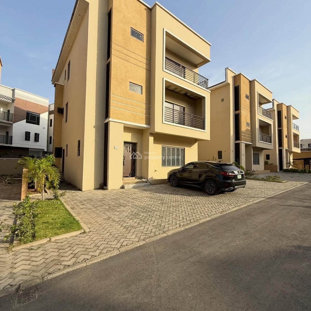 Standard 6 Bedroom Detached Duplex 1 Room Bq(semi Finished), Jahi, Abuja, Detached Duplex for Sale