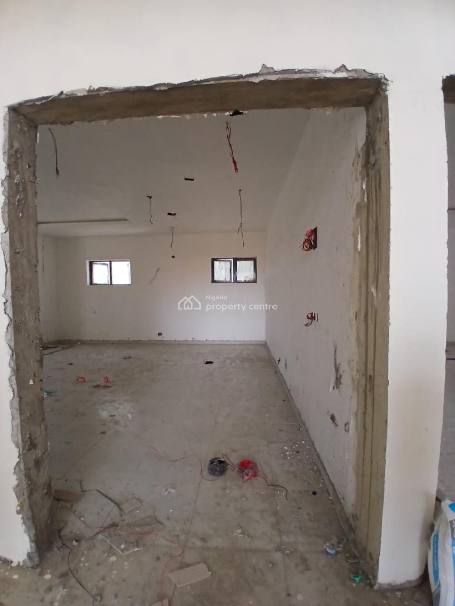 Premium Commercial Spaces Available in a Prime and High-traffic Locati, Commercial Road, Lekki Phase 1, Lekki, Lagos, Plaza / Complex / Mall for Rent