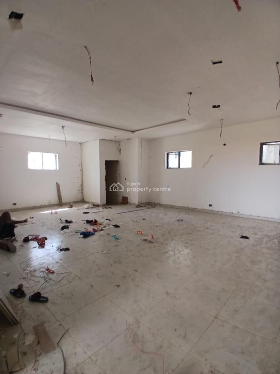 Premium Commercial Spaces Available in a Prime and High-traffic Locati, Commercial Road, Lekki Phase 1, Lekki, Lagos, Plaza / Complex / Mall for Rent