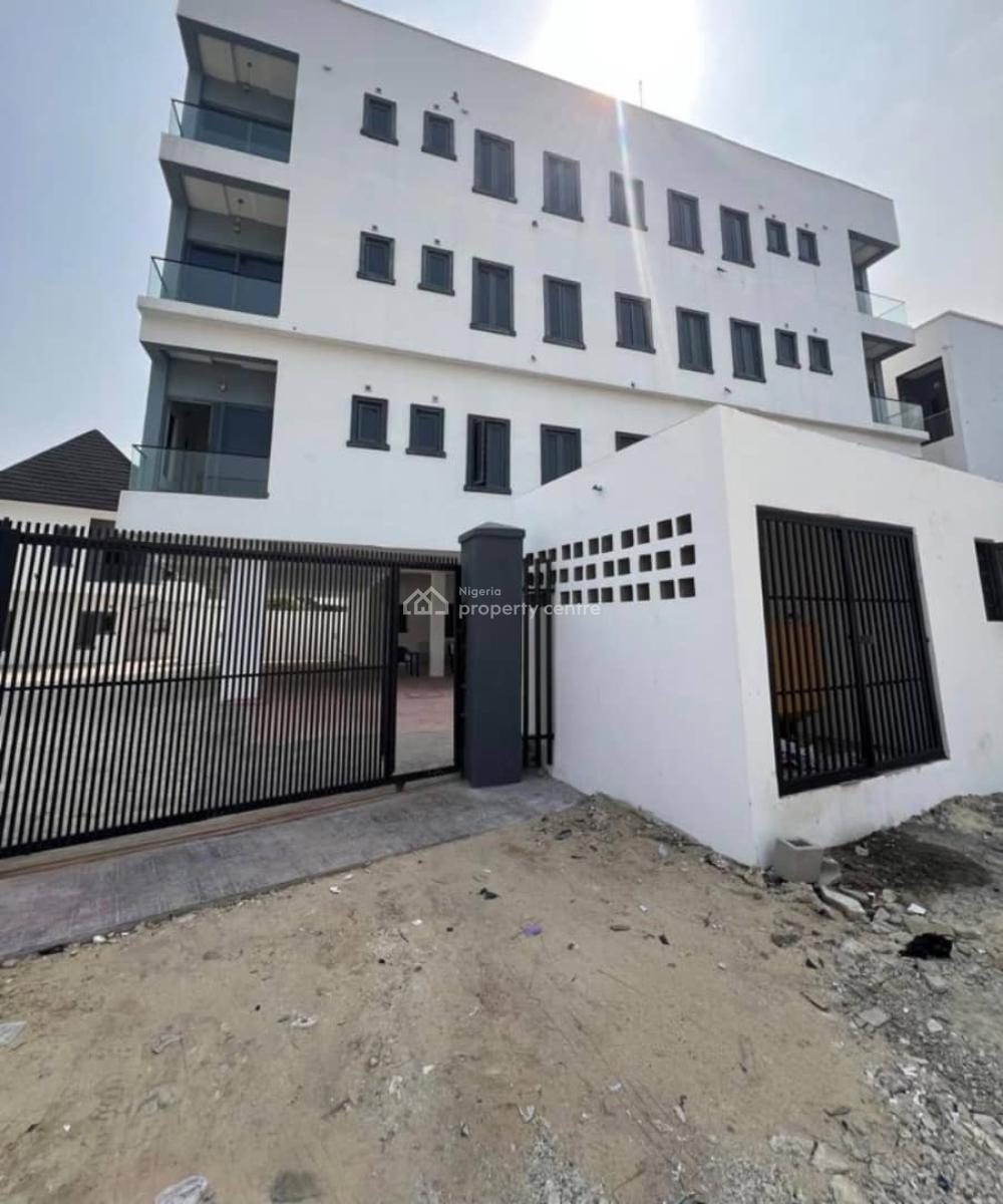 Fully Service 2bedroom Flat Upstairs with Fitted Kitchen with Amenitie, Ologolo, Lekki, Lagos, Flat / Apartment for Rent