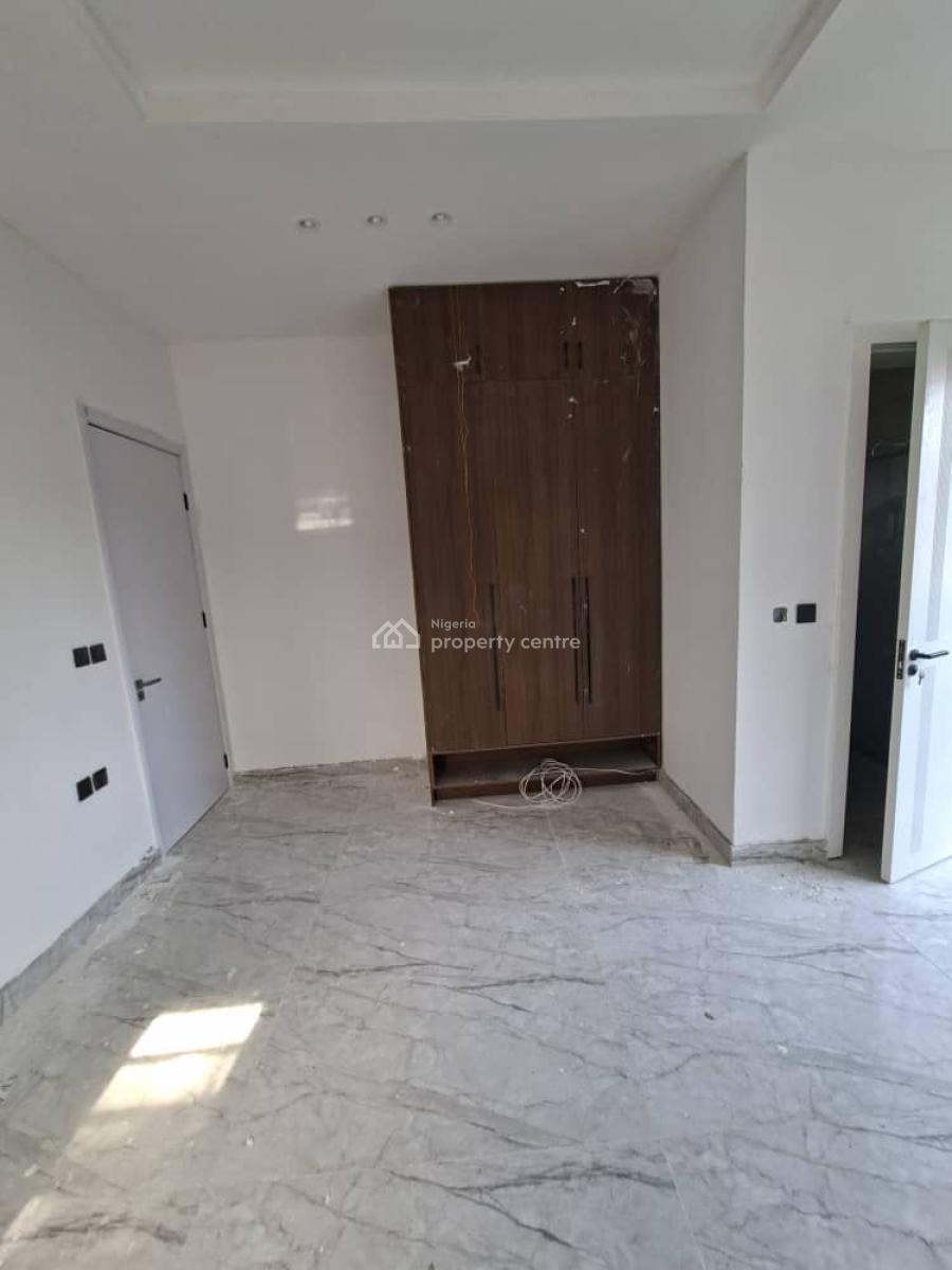Newly Built 3bedroom Maisonnet Apartment with Bq Fitted Kitchen, Balconies, Swimming Pool, Gym, 24hrs of Electricity and Security, Lekki Phase 1, Lekki, Lagos, House for Sale