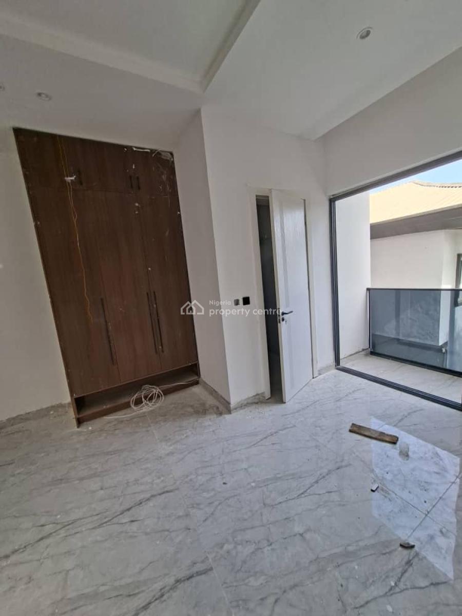 Newly Built 3bedroom Maisonnet Apartment with Bq Fitted Kitchen, Balconies, Swimming Pool, Gym, 24hrs of Electricity and Security, Lekki Phase 1, Lekki, Lagos, House for Sale